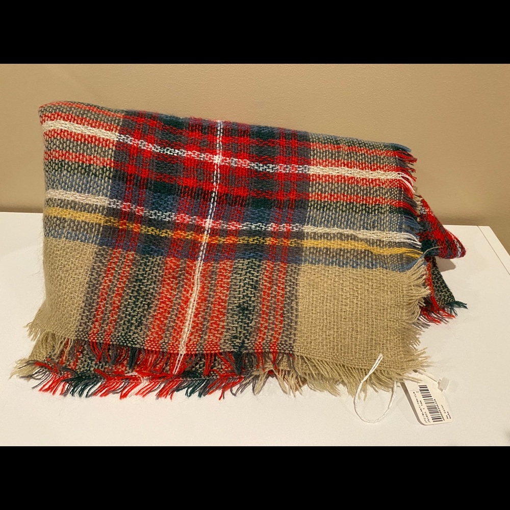 NWT blanket scarf